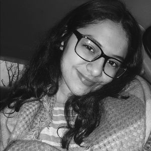 Meet your Posher, Vicky